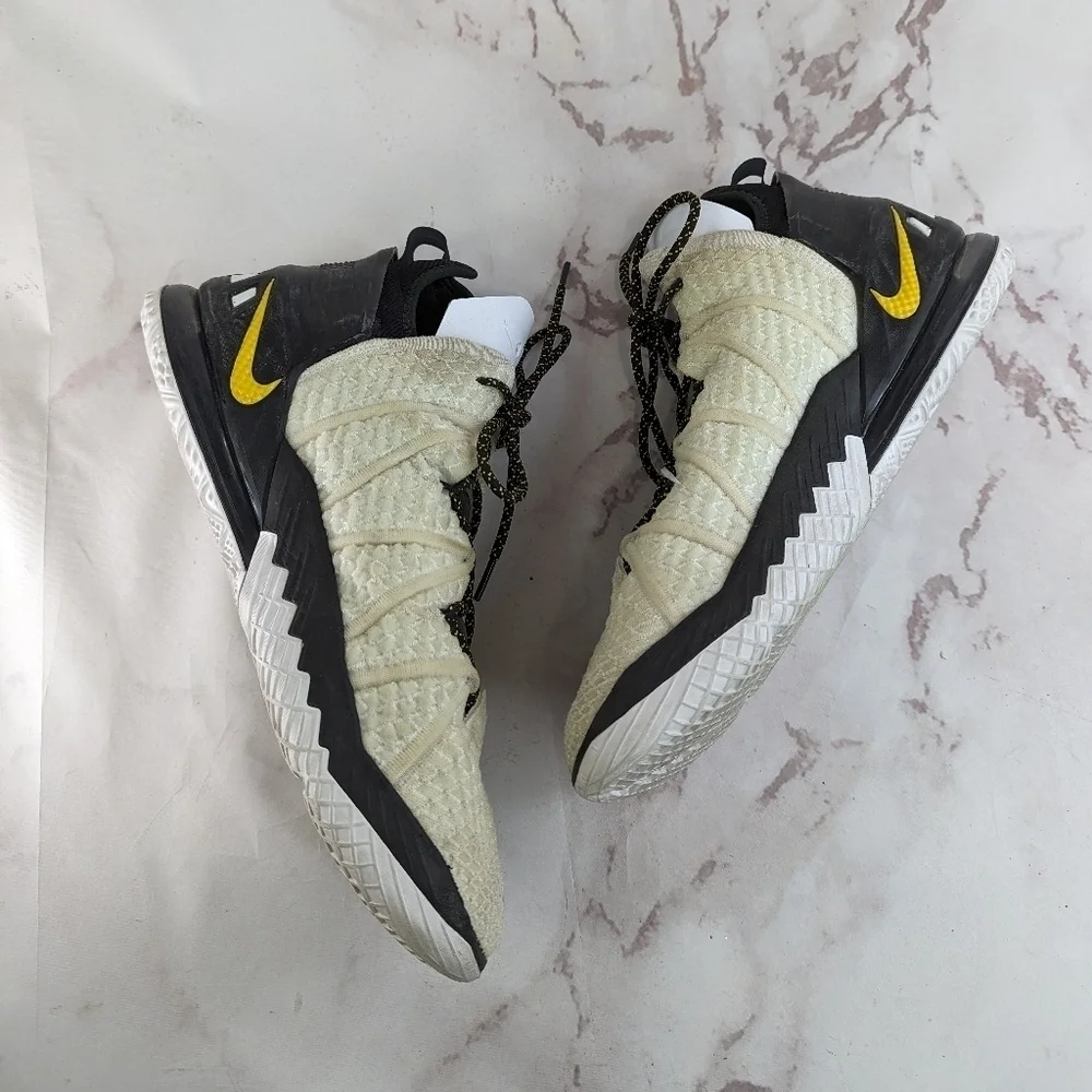 Nike LeBron 18 Lakers Home Mens 14 CQ9283-100 Amarillo Gold White Sneaker Shoe